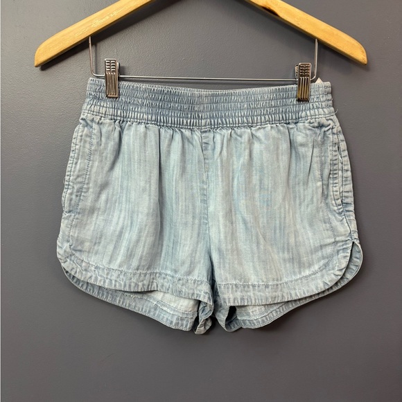 TNA Light Blue Athletic Shorts Denim look 100% Lyocell ladies size Small Aritzia - Picture 9 of 9